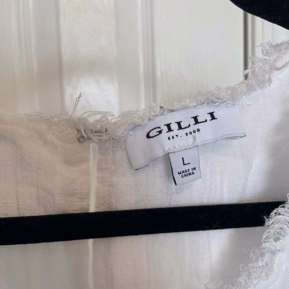 Gilli Cropped Tank - Picture 3 of 3